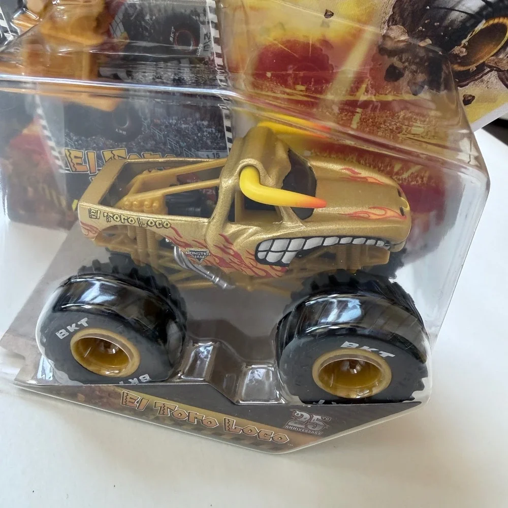 Monster Jam El Toro Loco 25th Anniversary Gold 1:64 Die-Cast Truck with Trophy